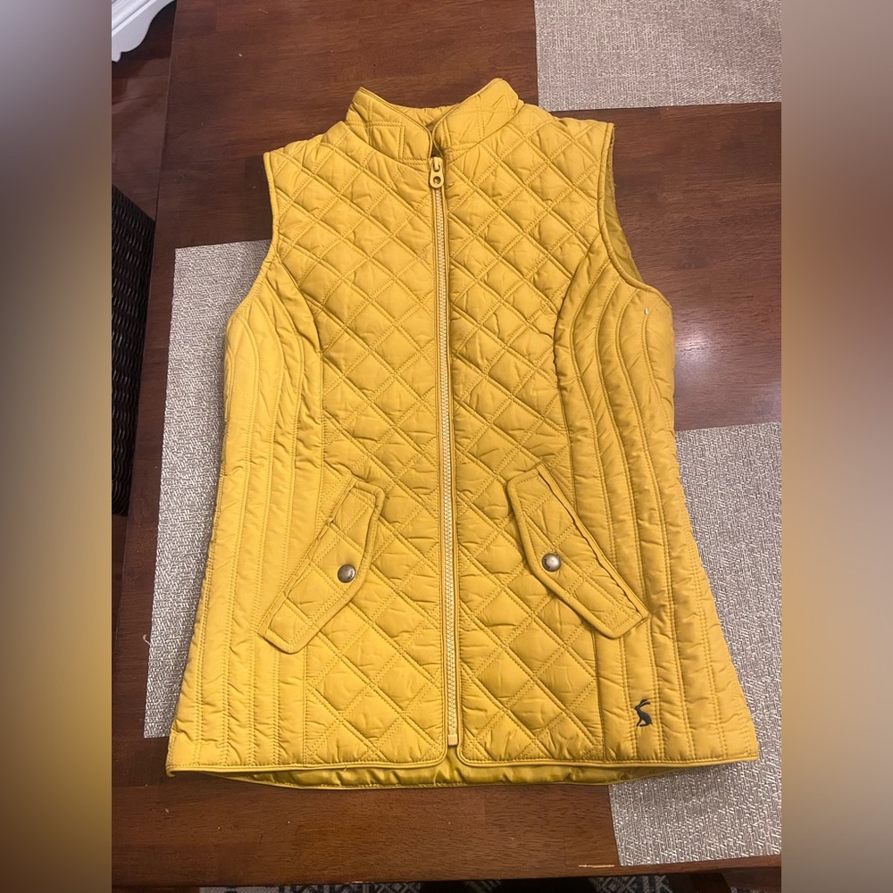 Joules vest